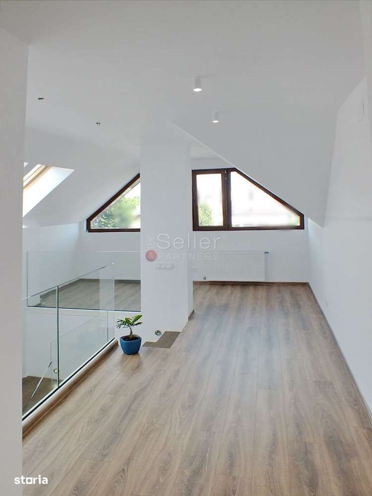 Spatiu birouri central - Imagine principală: 2/20