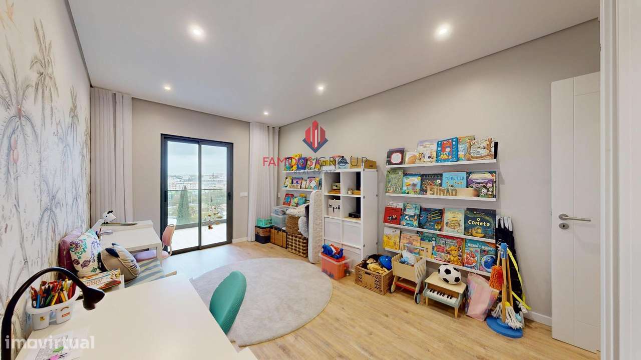 Penthouse T5 exclusiva com acabamentos de luxo - Portimão-20
