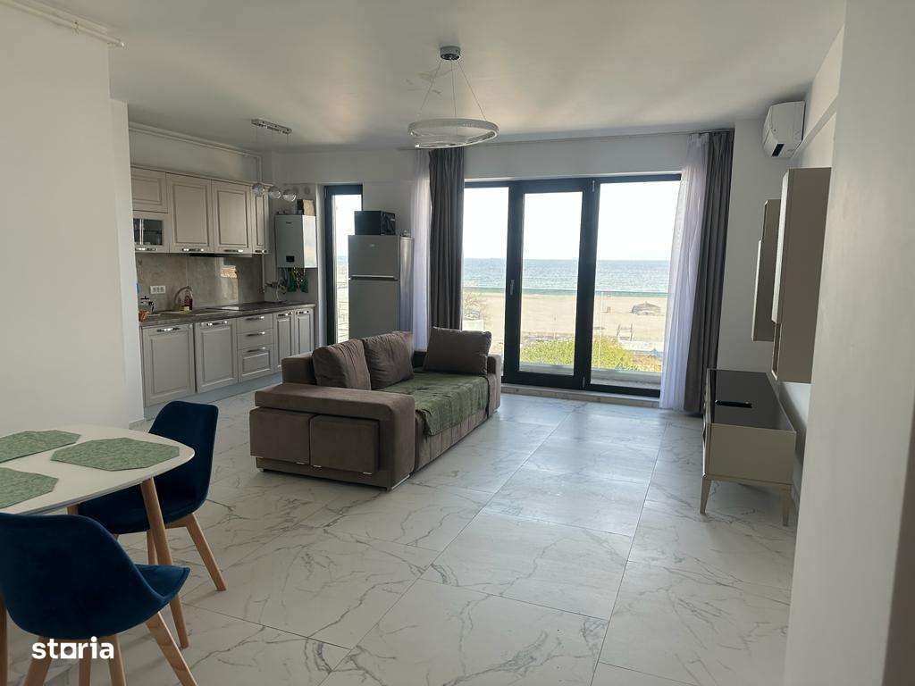 De închiriat 3 camere, vedere la mare Mamaia zona Barrels 800eur - Imagine principală: 1/8