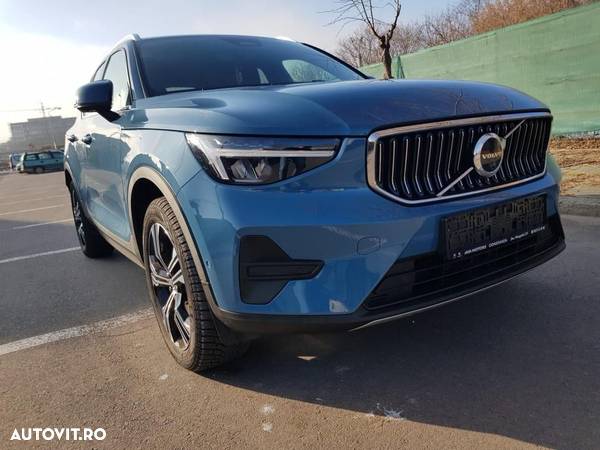 Volvo XC 40 B4 AT8 AWD Mild Hybrid Inscription - 18