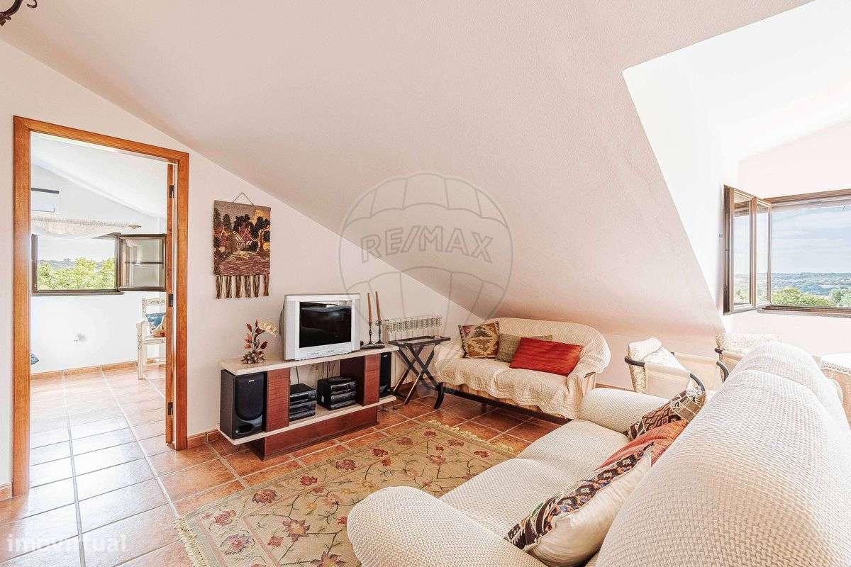 Moradia T4 para venda-33