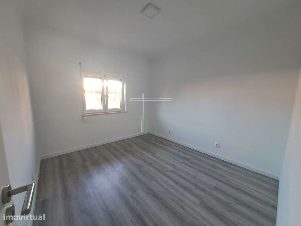 Apartamento T3 - Quinta do Conde-13