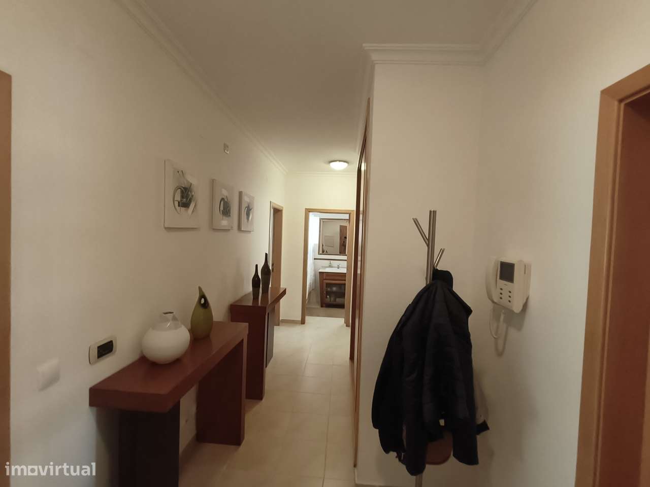 Apartamento T2 com Garagem BOX em Almeirim-5