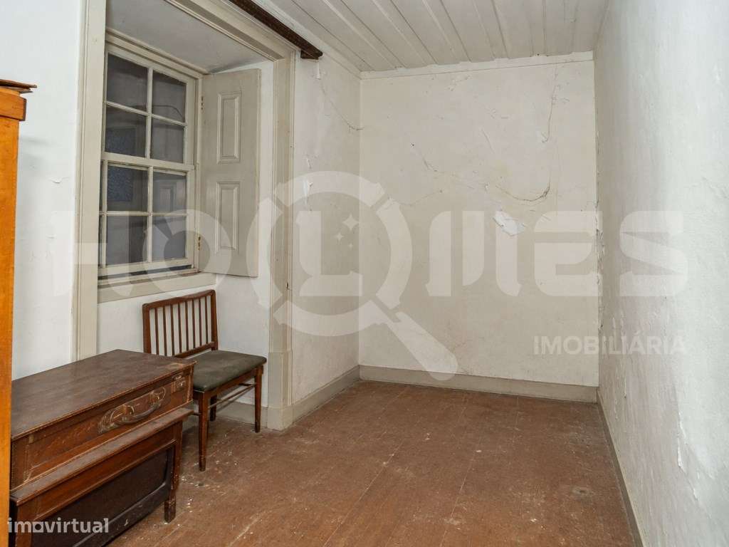 MORADIA COM 3 APARTAMENTOS NO CENTRO HISTÓRICO FIGUEIRA DA FOZ-15