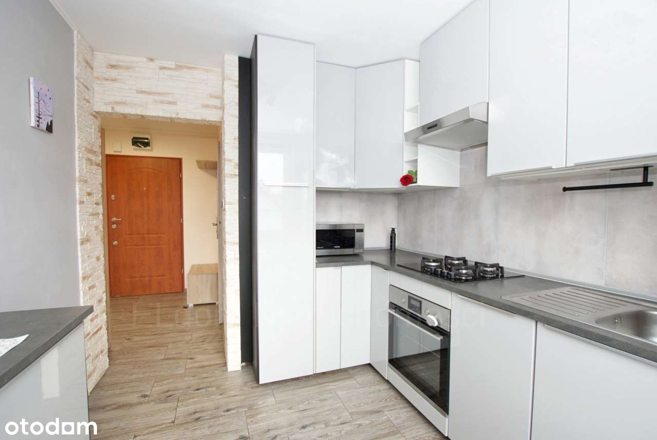 Mieszkanie ul. Balzaka Oporów , komórka REZERWACJA !!!!-12