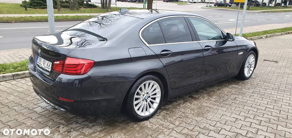 BMW Seria 5 525d xDrive - 1