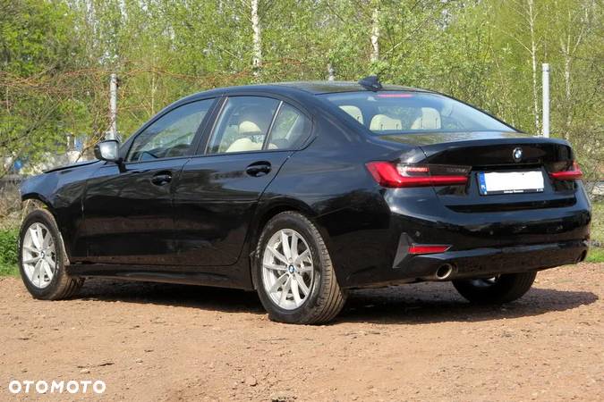 BMW Seria 3 318i Advantage sport - 1