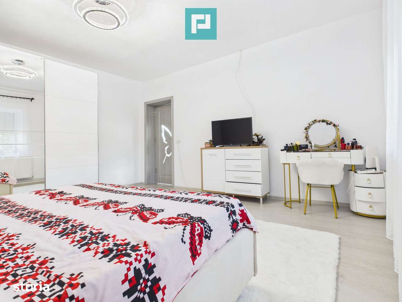 Casă  cu 6 camere in Urseni - Imagine principală: 3/10