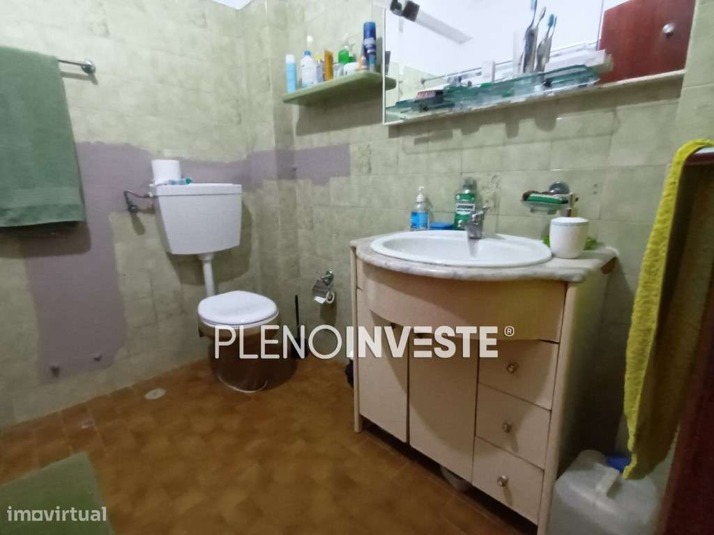 T2 com boas áreas na Arrentela-7