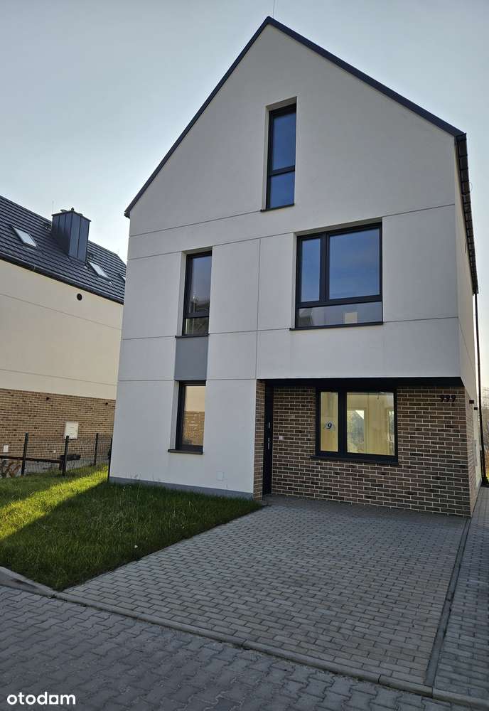 Przestronny dom na kameralnym osiedlu tuż przy granicy Krakowa - Pełny obrazek: 2/11