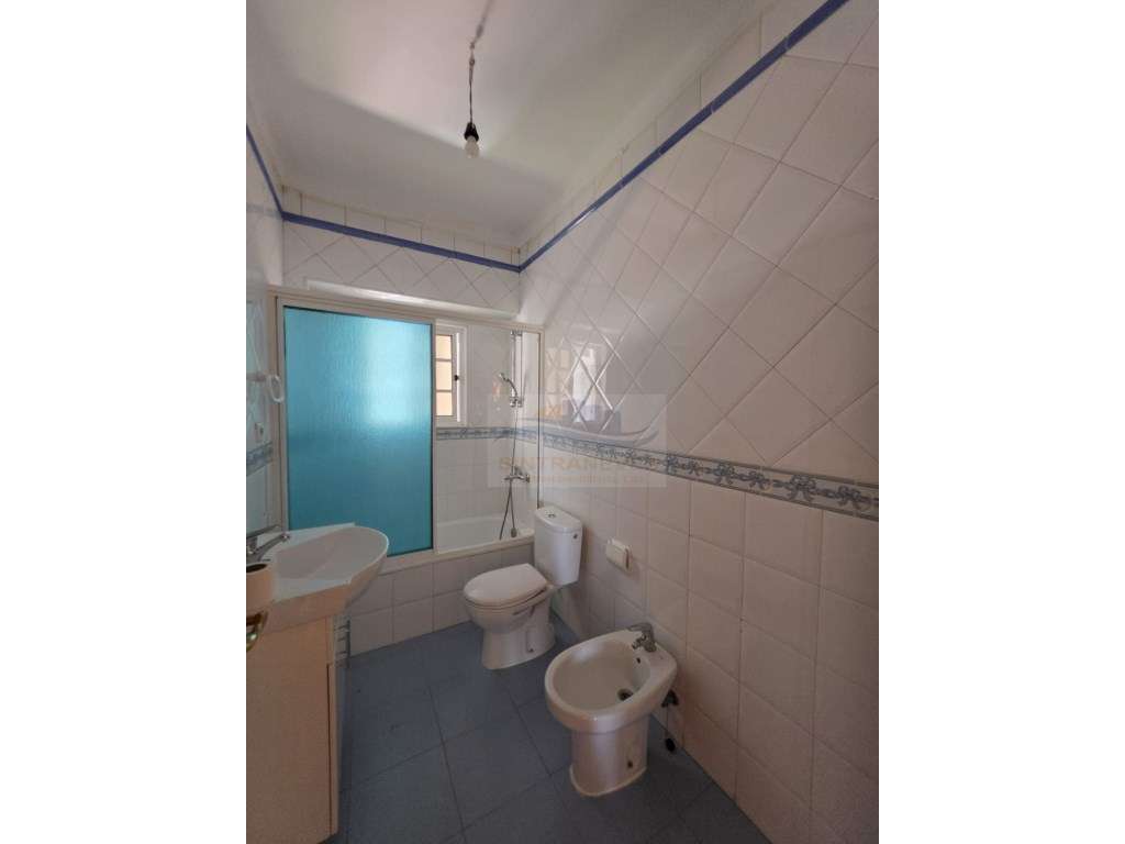 Apartamento T2 na Damaia de Cima - Pronto a Habitar - excelentes va...-21
