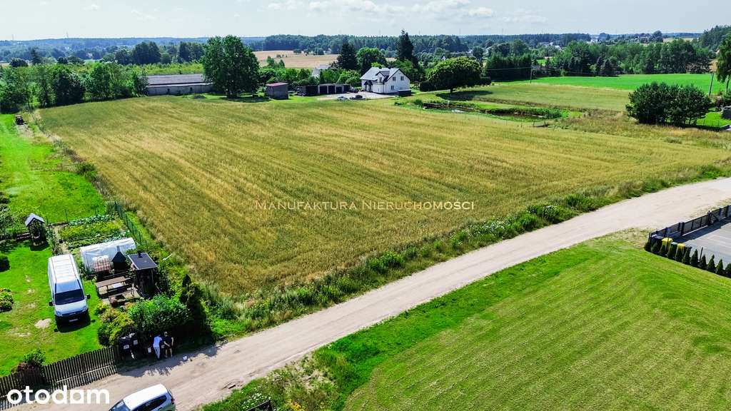 Działka budowlana z mediami obok Żukowa-7