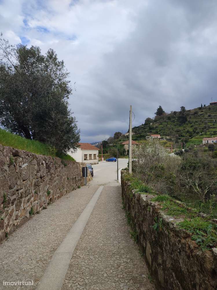 Casa tipo T1 ,no centro histórico de Caldas de Aregos/Rio Douro - Grande imagem: 4/22
