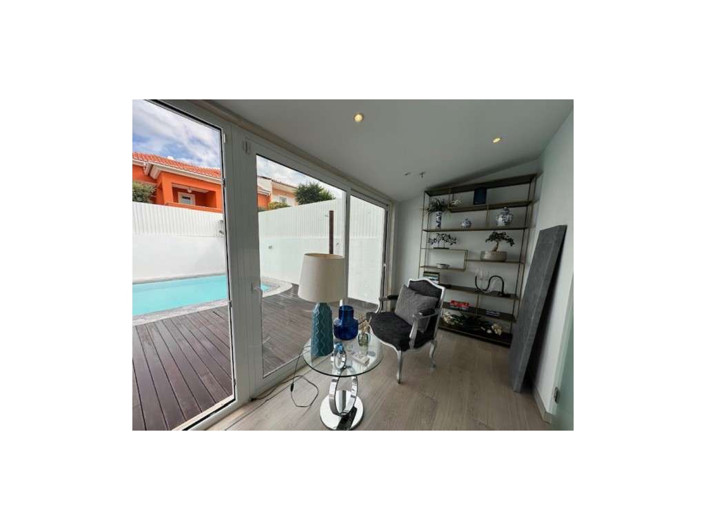 Moradia independente T4+1 em Murches com piscina, Cascais-15