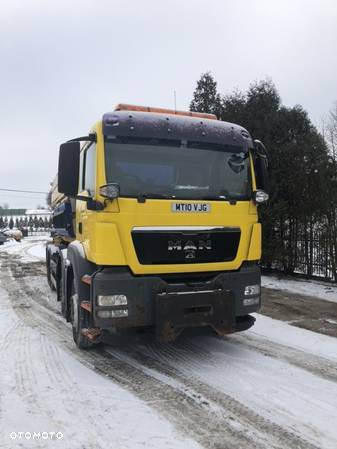 MAN TGS 32.360 8x4 piaskarka solarka schmidt euro5 pług - 23