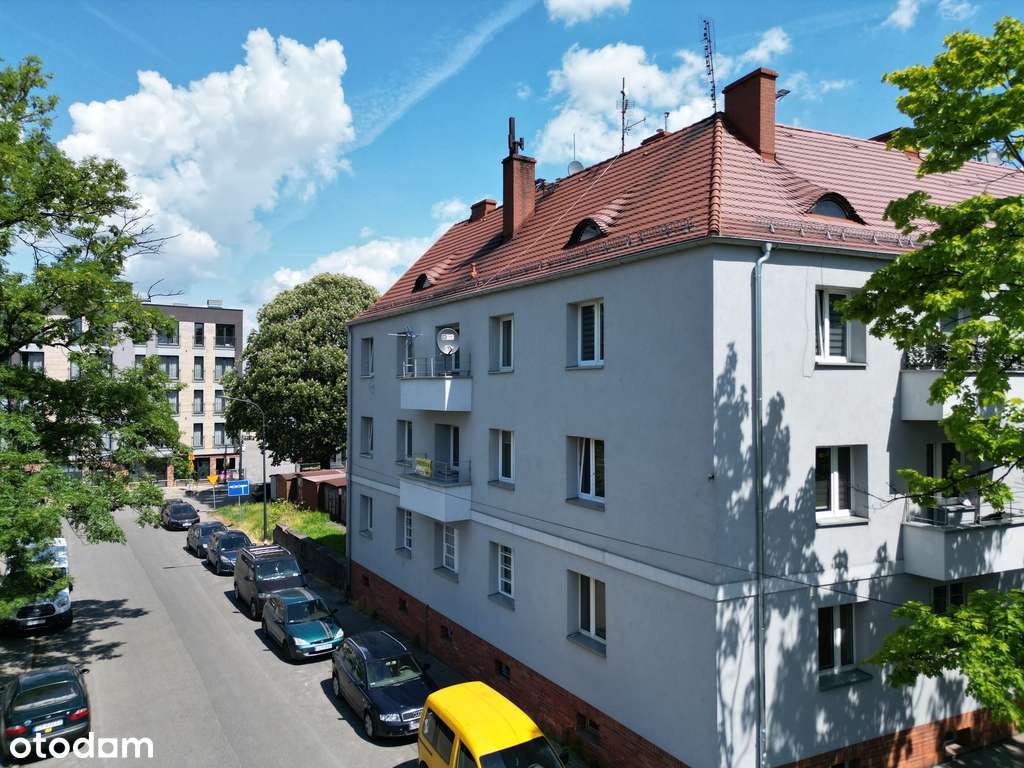 Bytom, Rozbark 34 m2-1 piętro- balkon-2 pokoje-5