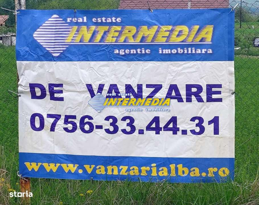 Teren intravilan de vanzare 700mp in Oarda-1