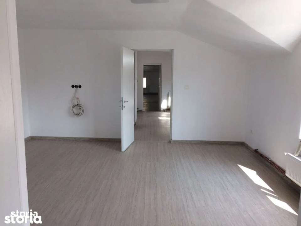 Inchiriere casa integral sau partial (parter, etaj), Calea Aradului - Imagine principală: 5/19