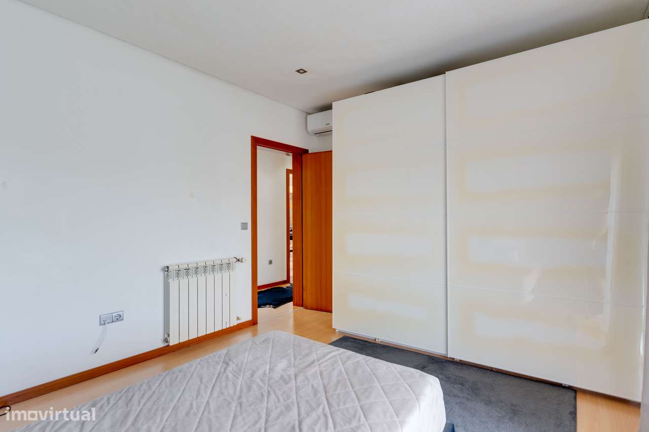 Elegância e Privacidade na Moradia dos Seus Sonhos-10