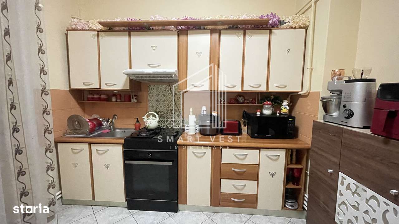 Apartament 3 camere | Etaj 2 | Zona centrala-11