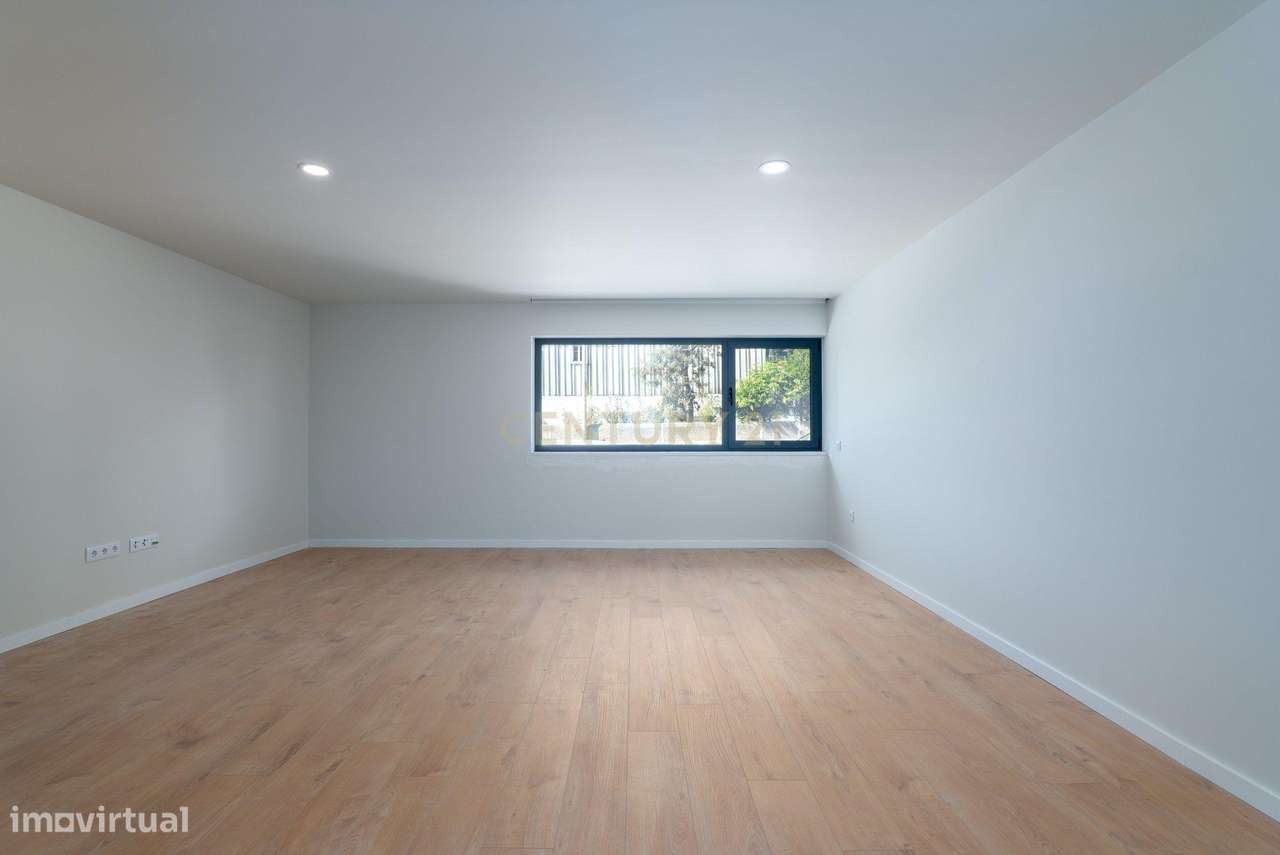 Apartamento T2 Novo com Dois Terraços Privativos a escassos minutos do - Grande imagem: 5/32