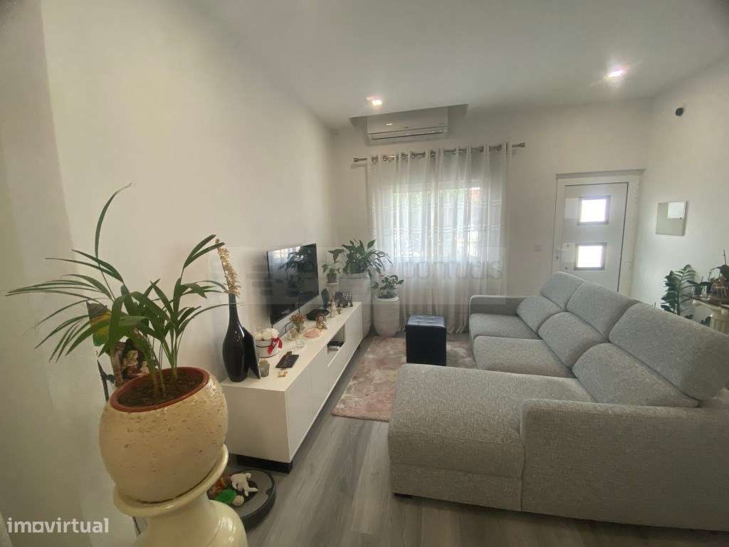 Moradia Térrea T3 - bem localizada-2