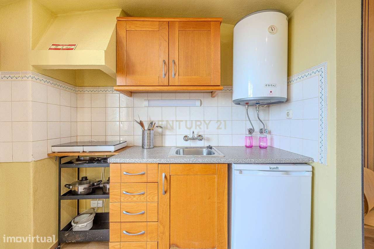 Apartamento T1 remodelado na zona de Oura, em Albufeira - Grande imagem: 4/17