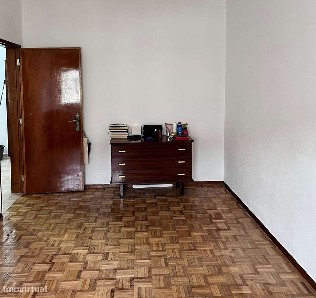 Apartamento T3 na Moita | Varanda com vista para o Parque da Cidade-10
