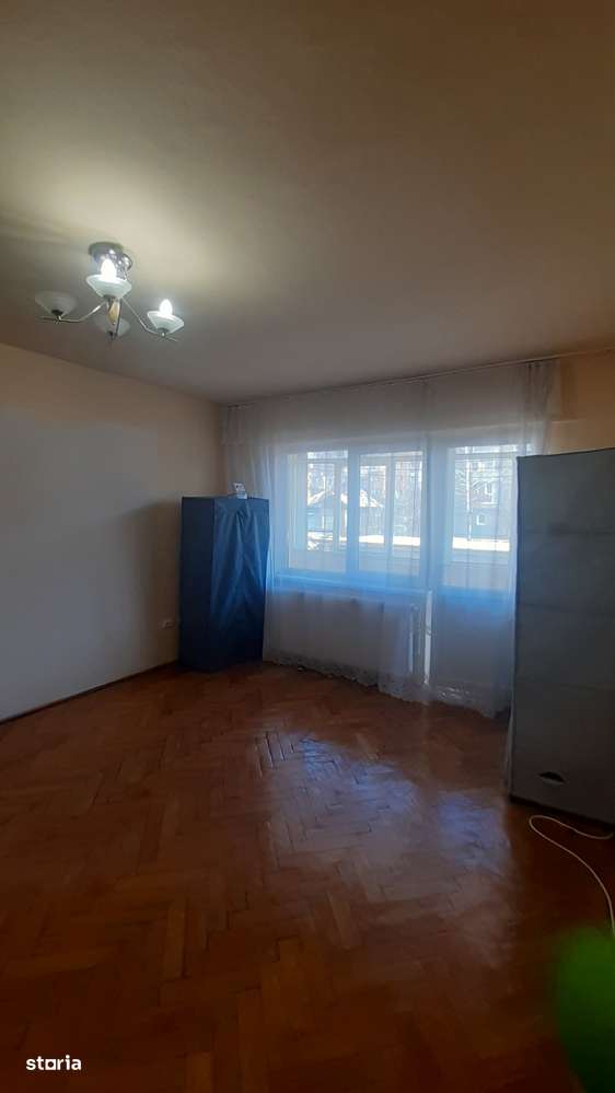 Vand/Schimb Apartament 2 camere ultracentral Petrosani - Imagine principală: 2/6