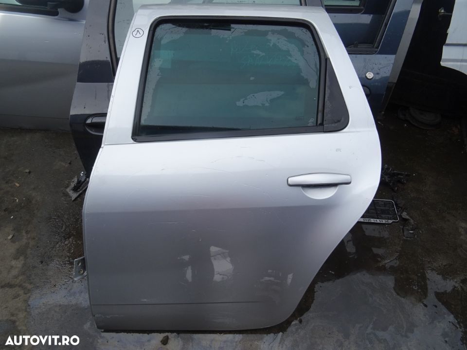 Vand Usa Spate Stanga Dacia Duster din 2011 fara rugina fara lovituri - 1