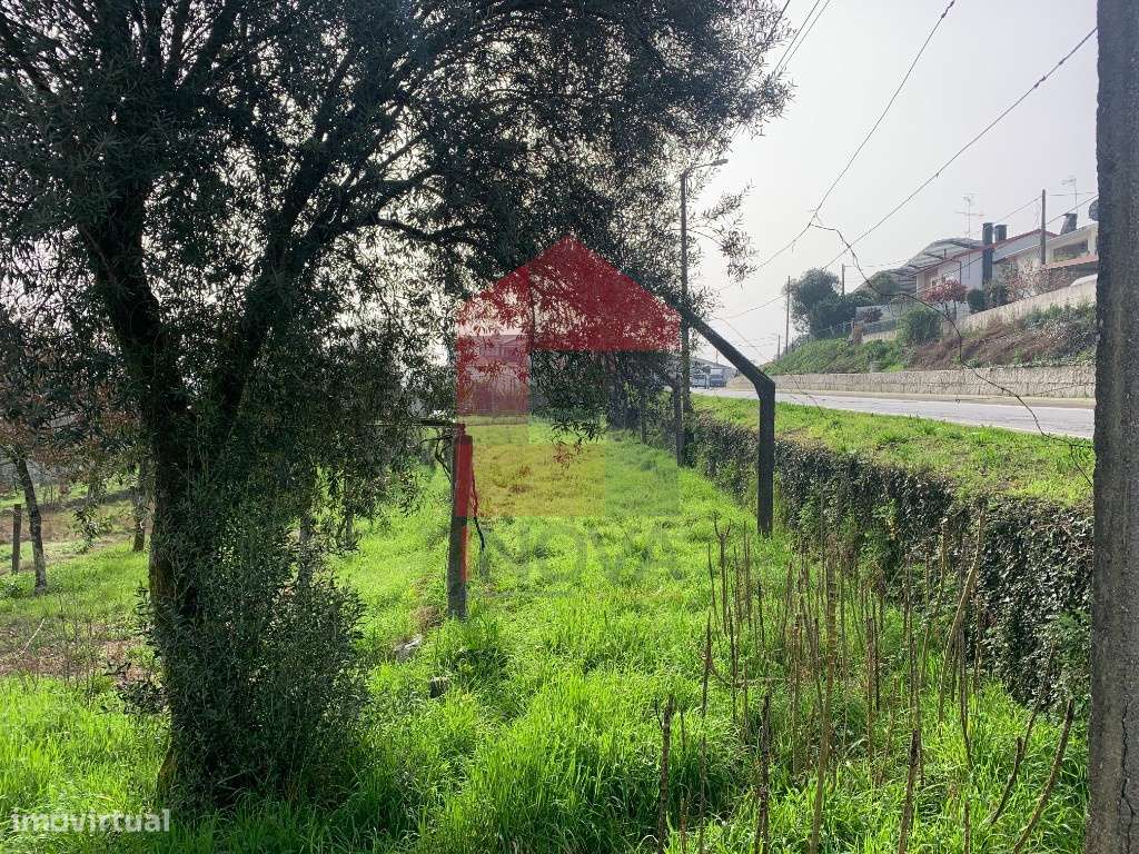 Vende-se Terreno, Vila Verde - Grande imagem: 2/12