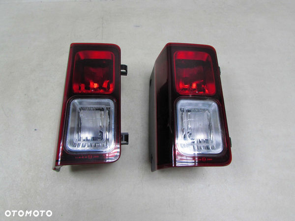 RENAULT TRAFIC III VIVARO II TALENTO 14-21 LAMPA TYL PRAWA EUROPA 265548758 93459475 265542955 - 2