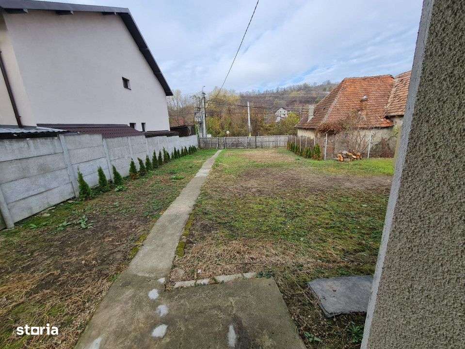 Teren Stefanesti-Valea Mare, S=539 mp, stradal - Imagine principală: 1/1