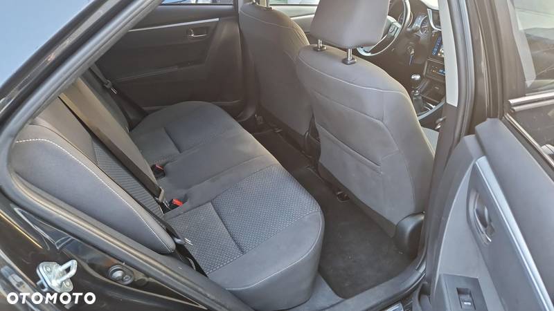 Toyota Corolla 1.6 Comfort - 7