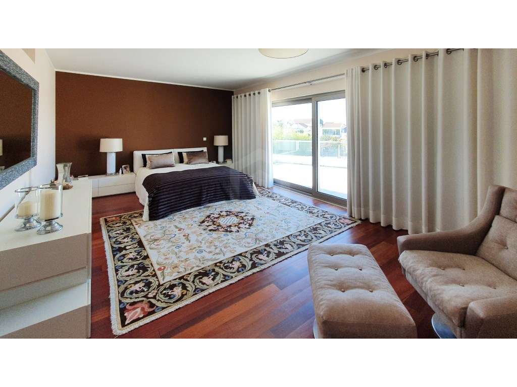 Moradia T5 Contemporânea na Arrábida - Elegância, Conforto e Exclus...-32