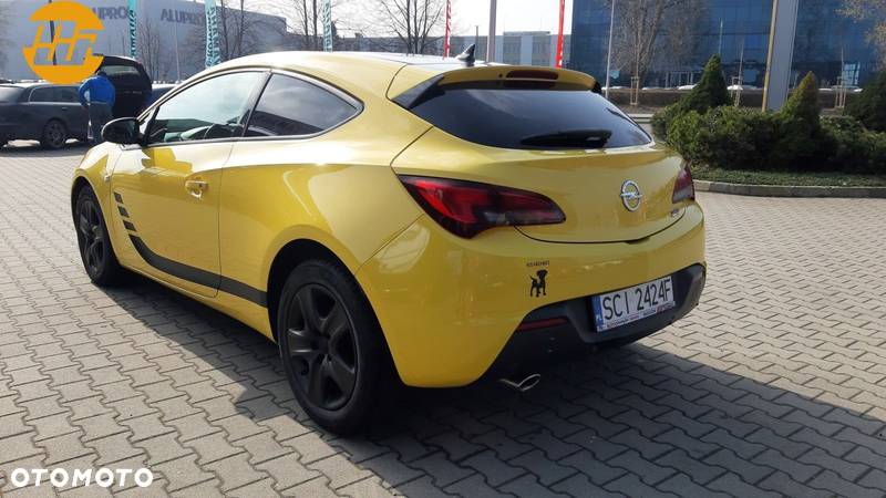 Opel Astra IV GTC 1.6 T Enjoy - 5