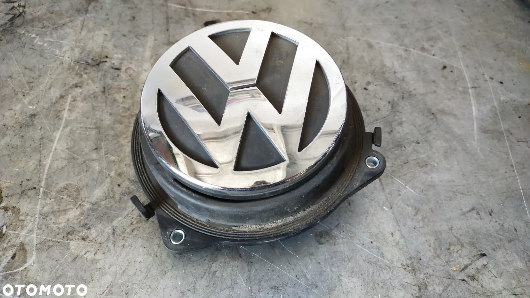 EMBLEMAT ZNACZEK VW VOLKSWAGEN - 1