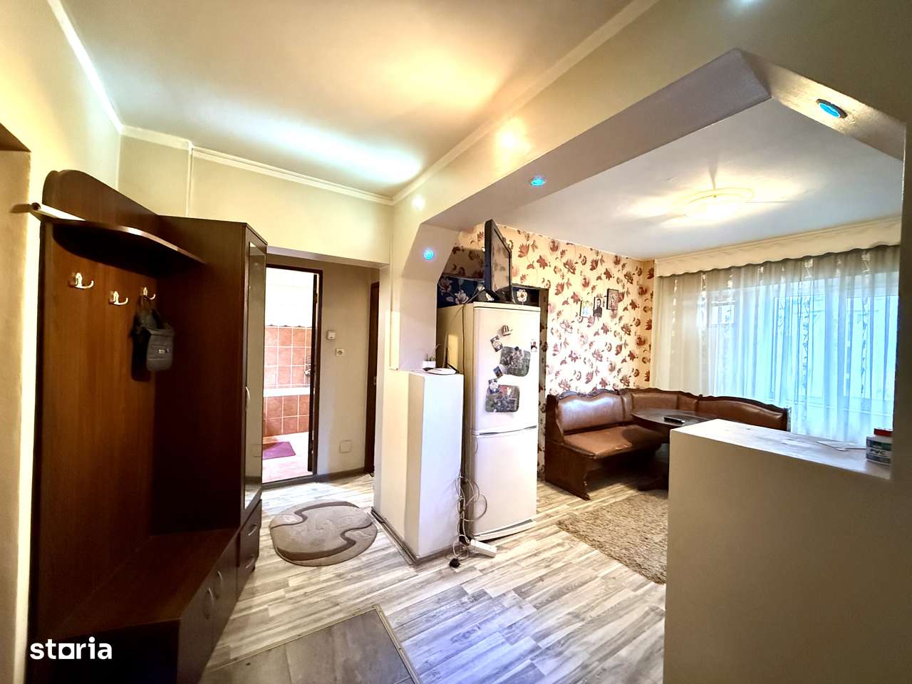 Apartament 2 camere 52 mp etaj intermediar zona Pasarelei D.va Nord-10