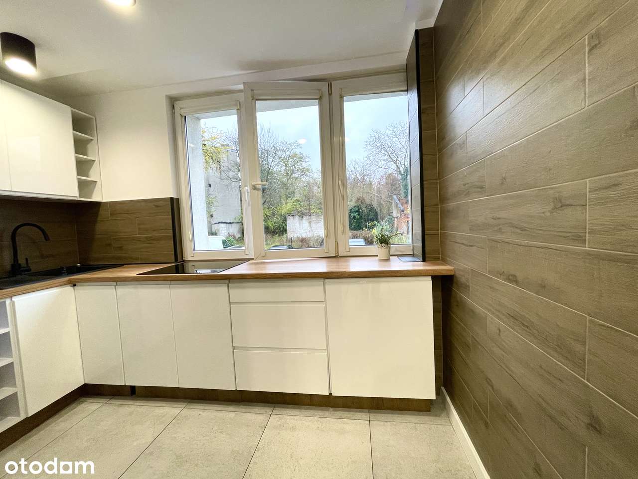 PARTER Z WIDOKIEM NA ZIELEŃ 2pokoje po remoncie–gotowe do wprowadzenia-5