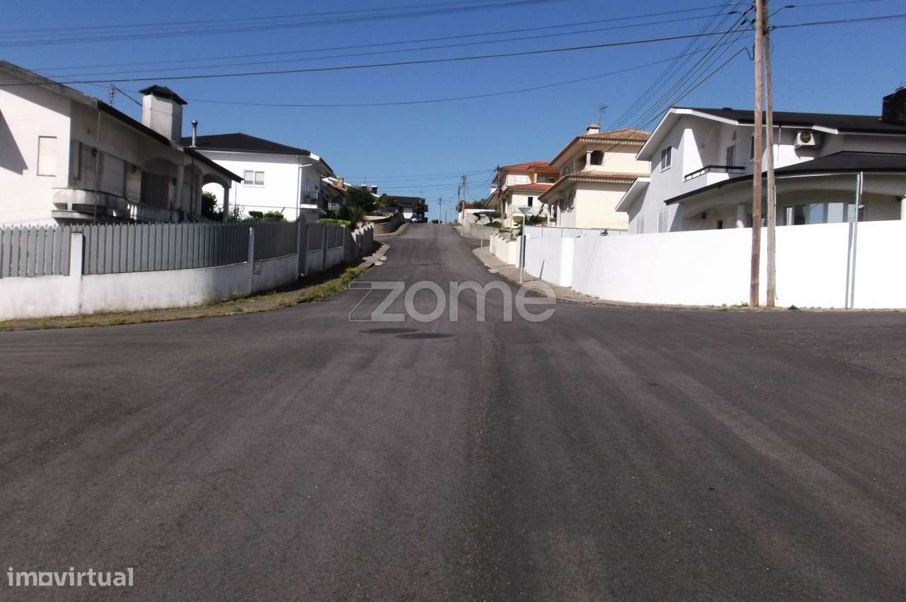 Terreno urbano no centro de Gião (Santa Maria da Feira)-7