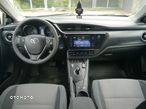 Toyota Auris - 10