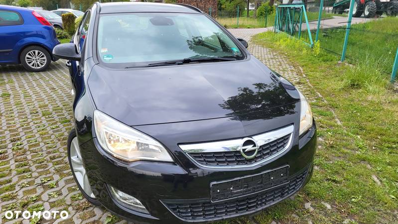 Opel Astra 1.6 Sports Tourer - 32