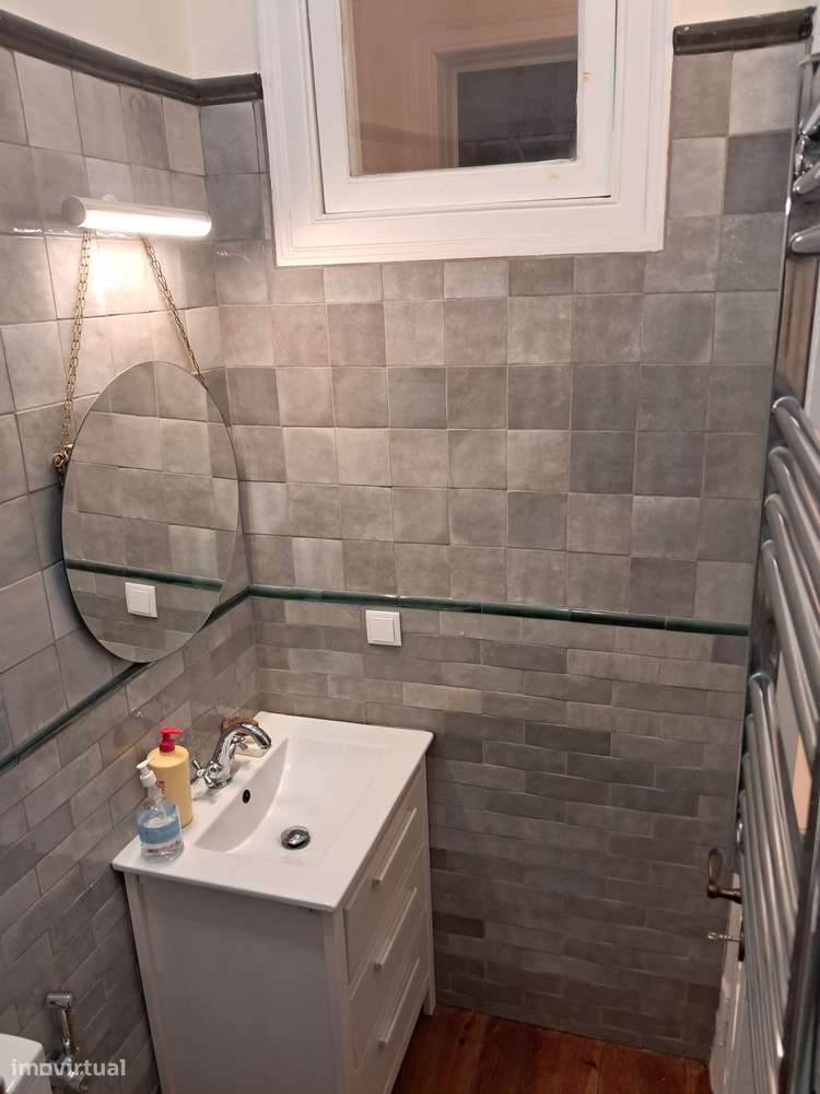 Elegante T3+ 1 com JARDIM privativo Próximo Metro Alameda-17