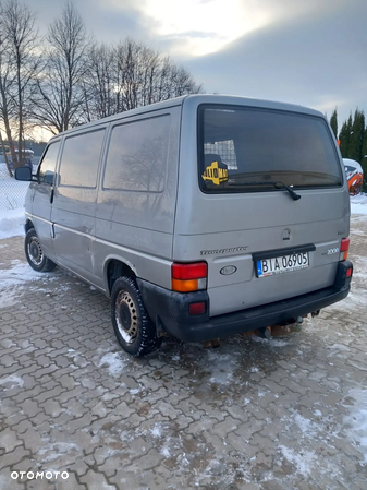 Volkswagen Transporter - 5