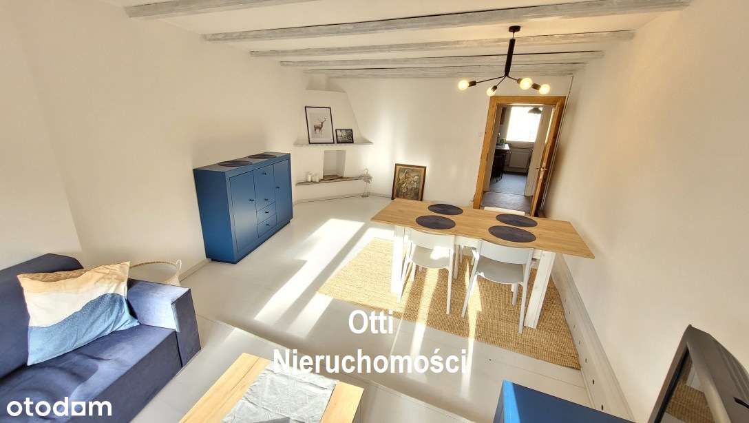 Mieszkanie, 83,58 m², Jelenia Góra-0