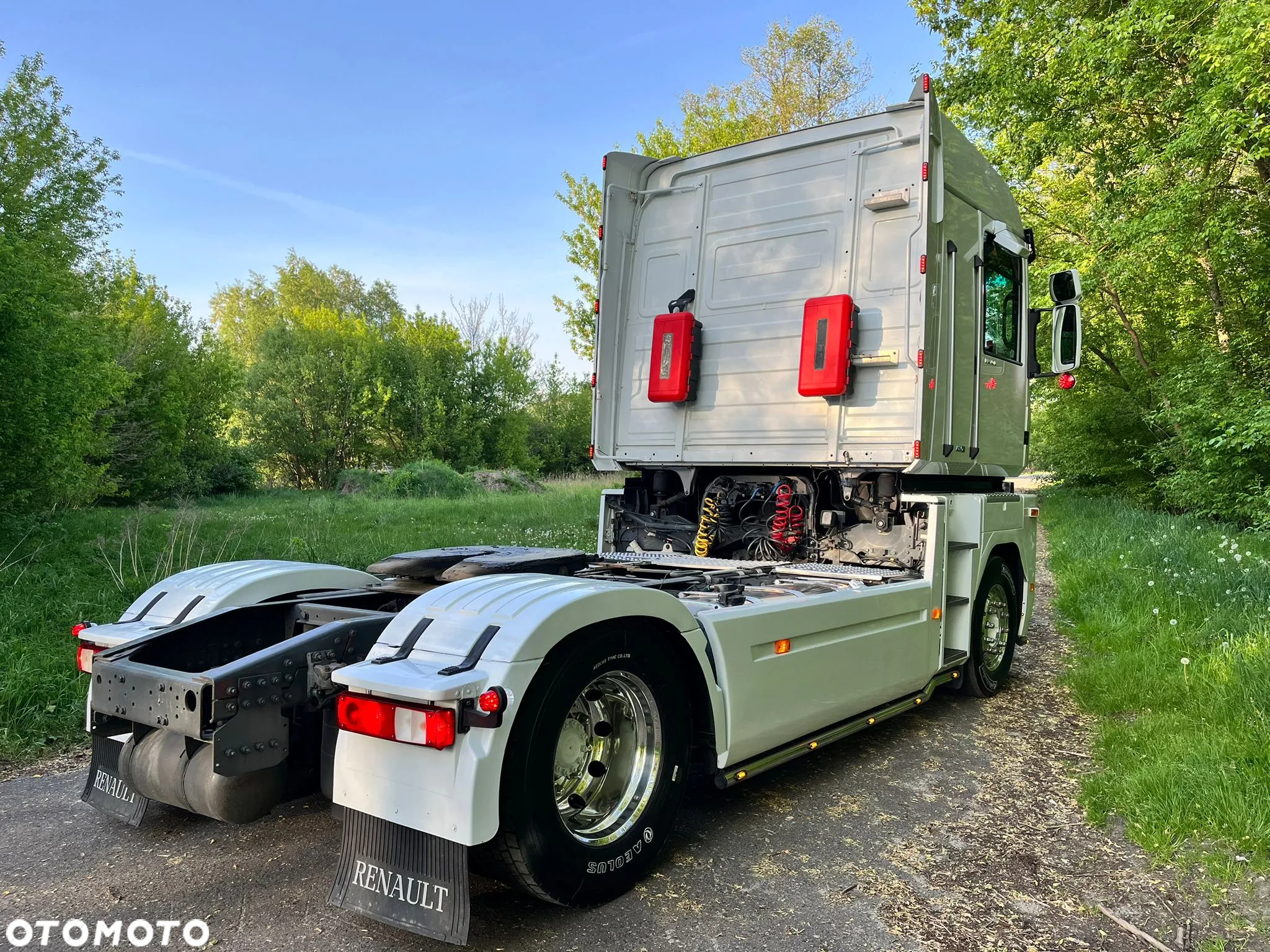 Renault 2x Magnum 480 DXi EEV E5, Aluminiowe felgi, Pełen spojler, Halogeny Oświetlenie - 4