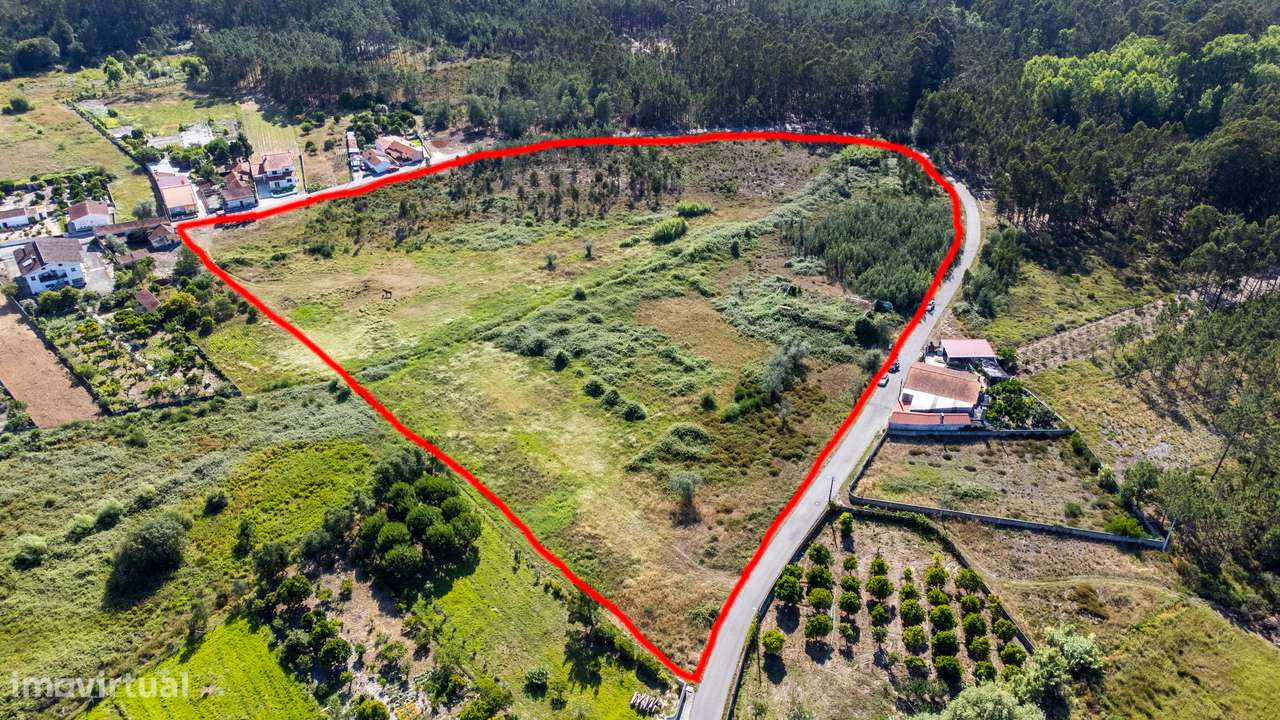 Terreno urbanizável para 25 Moradias em Condomínio de Natureza-0