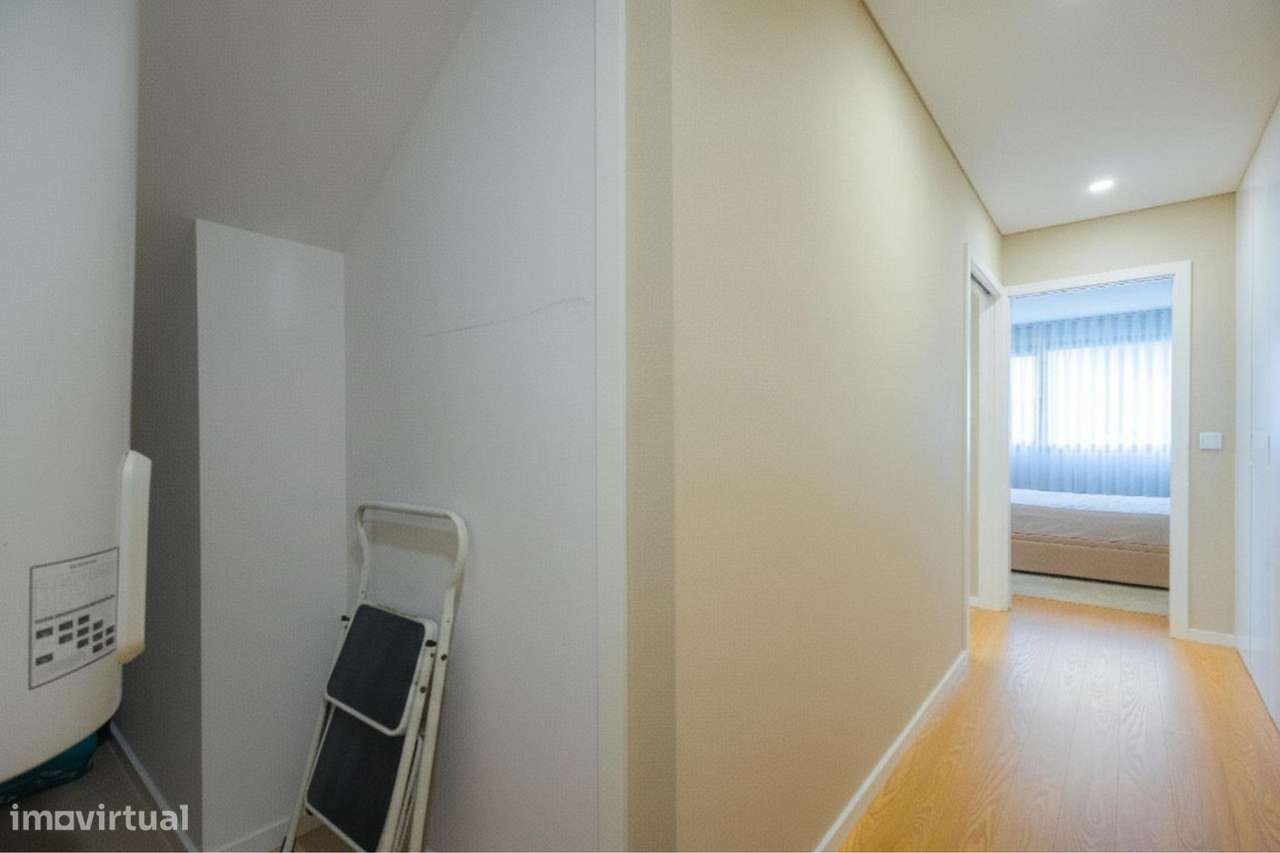 T1 Moderno e Luminoso com Metro Próximo e Acesso Rápido à Praia...-15