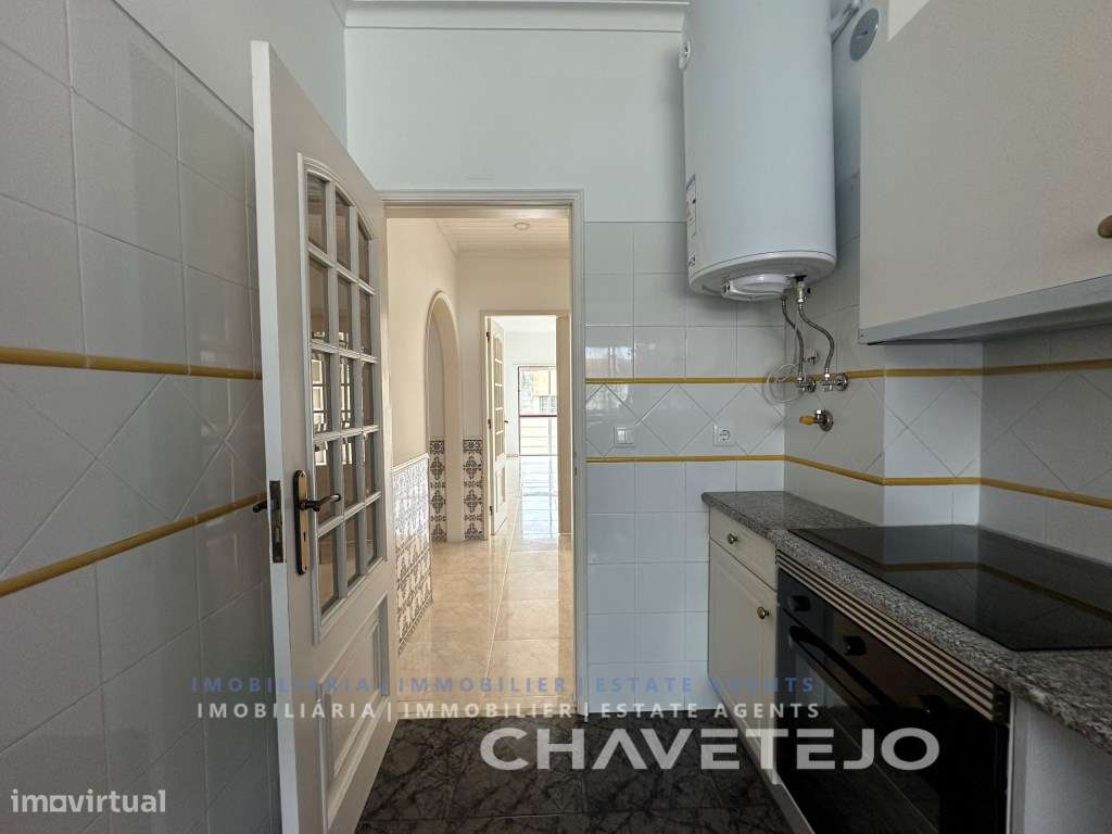 Apartamento T2 com arrecadação para arrendamento em Tomar. - Grande imagem: 4/15
