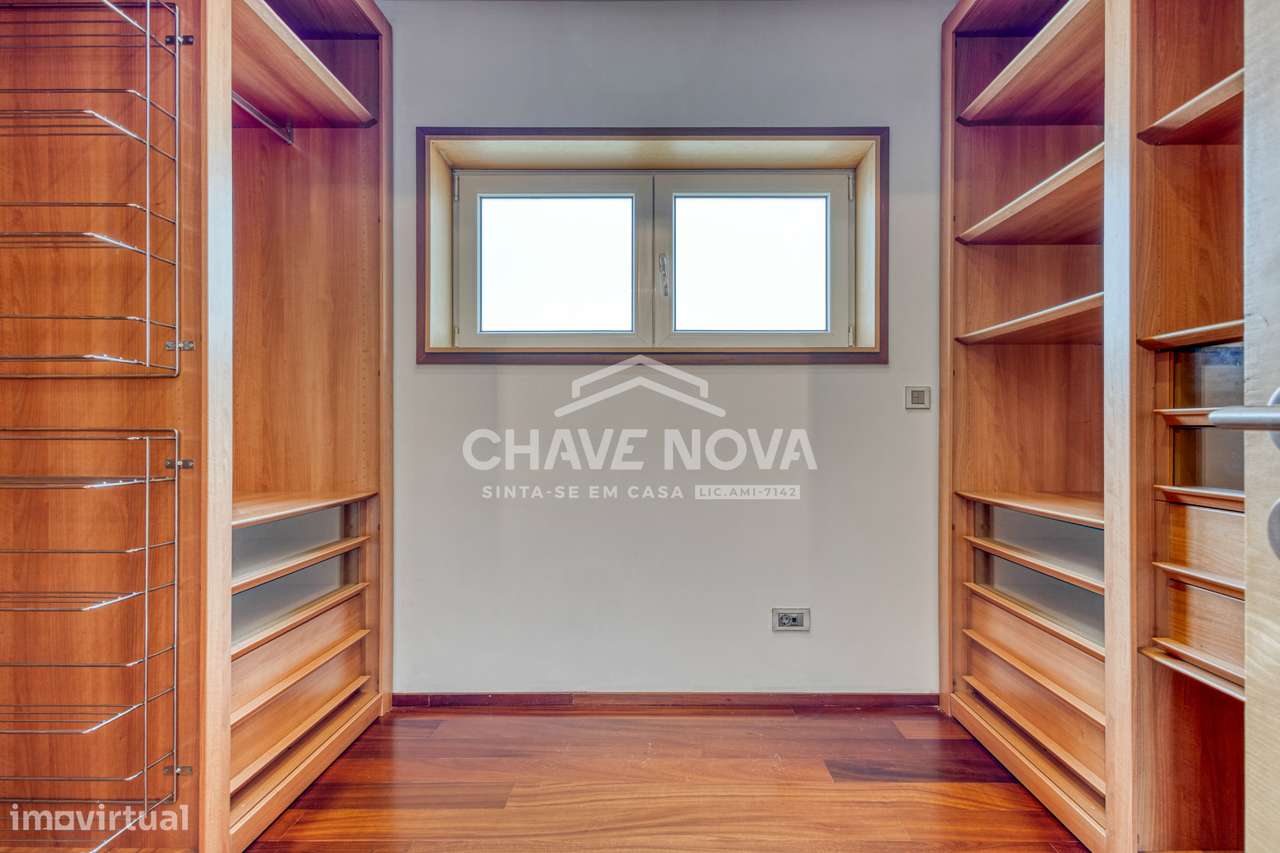 Moradia T3 Canidelo COMO NOVA com Piscina 4 Frentes-30